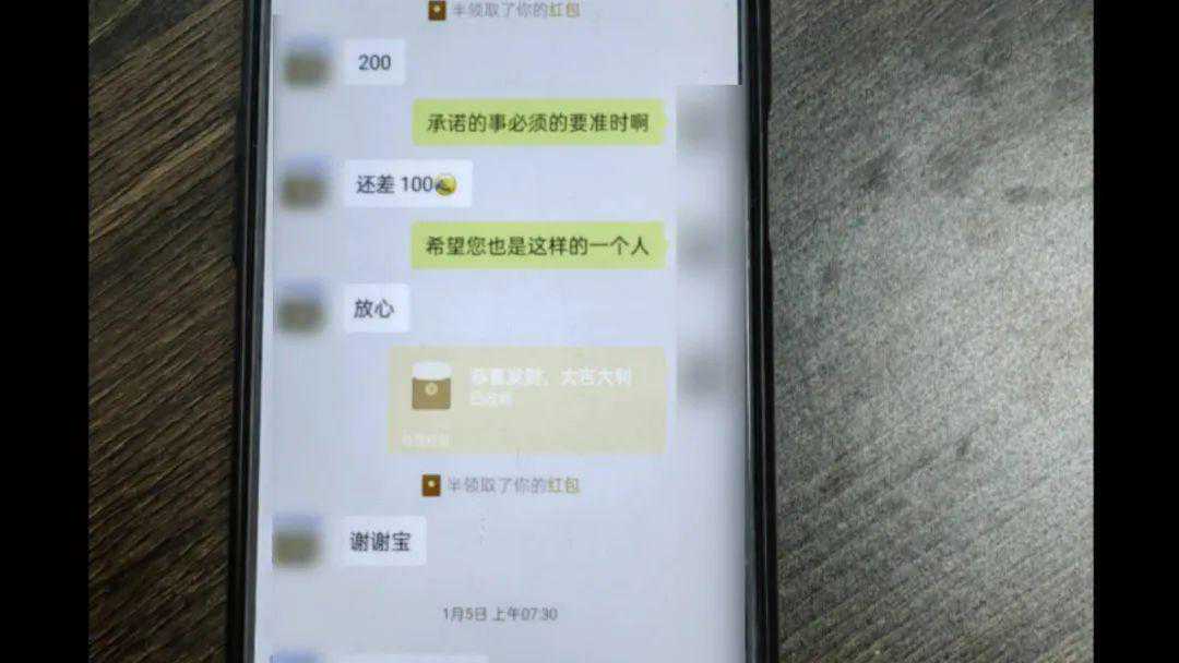 病房里的女孩都被编上了鱼骨辫 耳鼻喉科护士：可以少剃头发